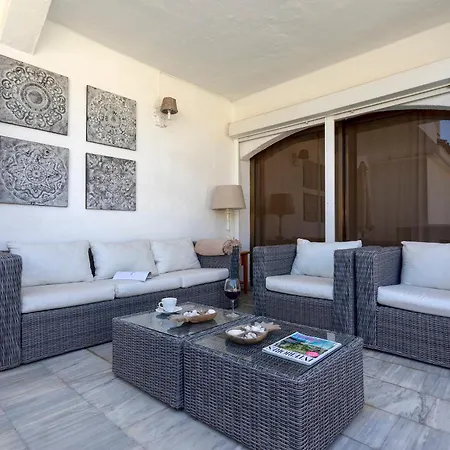 Golden By Rent Me * Marbella